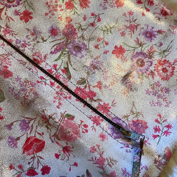 New leather floral fold over clutch bag. Large boho free people style bag - Picture 3 of 3